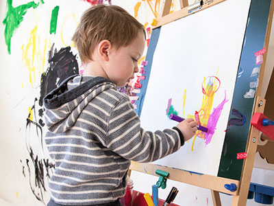 kid painting