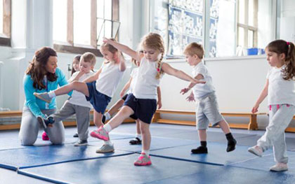 kids at activity class